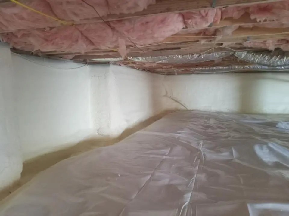 Crawl space encapsulation with closed-cell spray foam for Attic Insulation in Del Rio